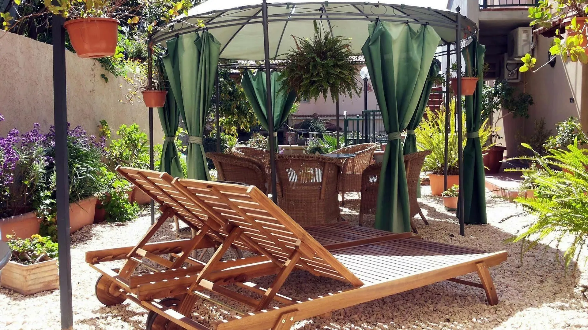 Bed&Breakfast Rosangela Taormina 3*,  Italien